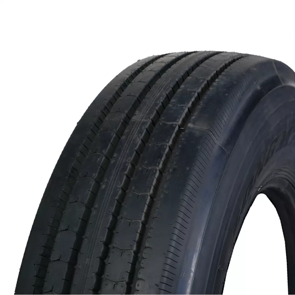 Грузовая шина 295/80 R22,5 Long March LM-216 18PR в Серове