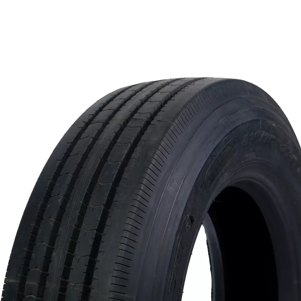 Грузовая шина 215/75 R17,5 Long March LM-216 16PR в Серове